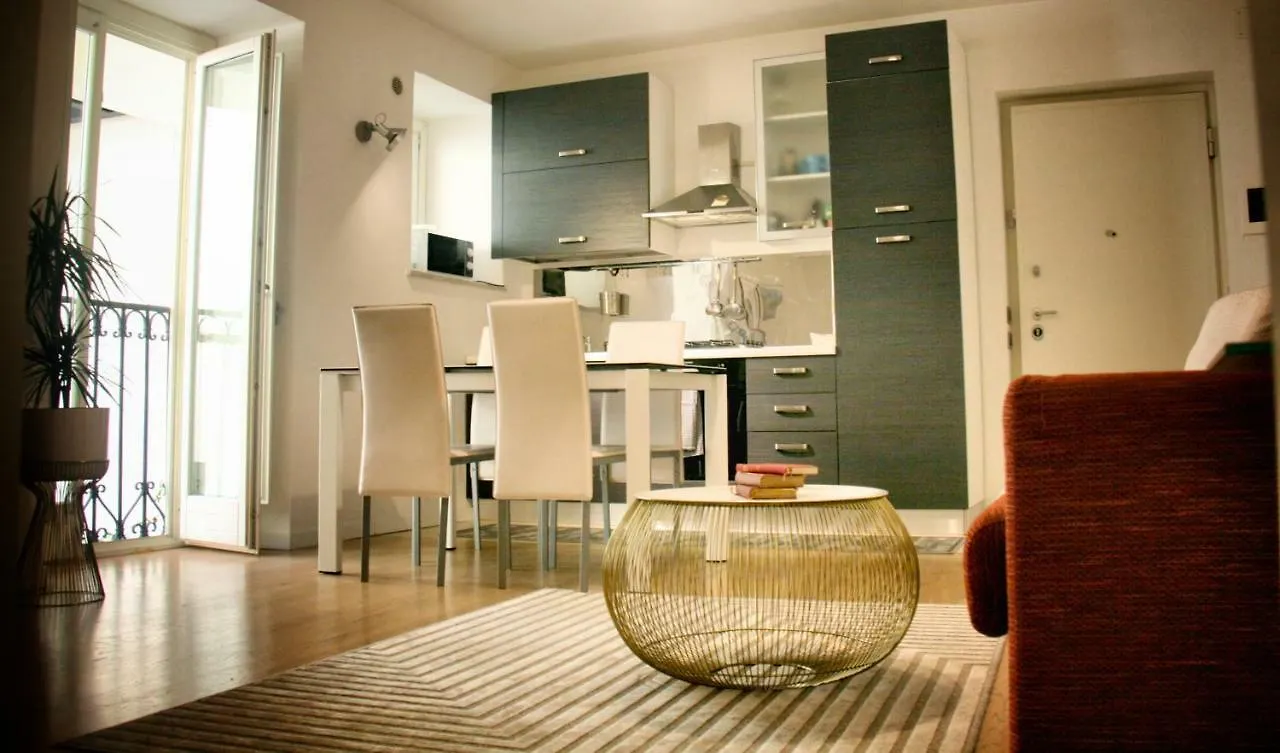Palazzo Moncada Apartment Palermo İtalya